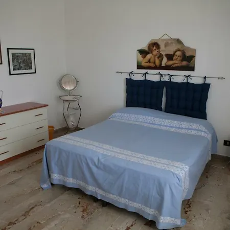 Guest house “affittacamere Da Angela” *